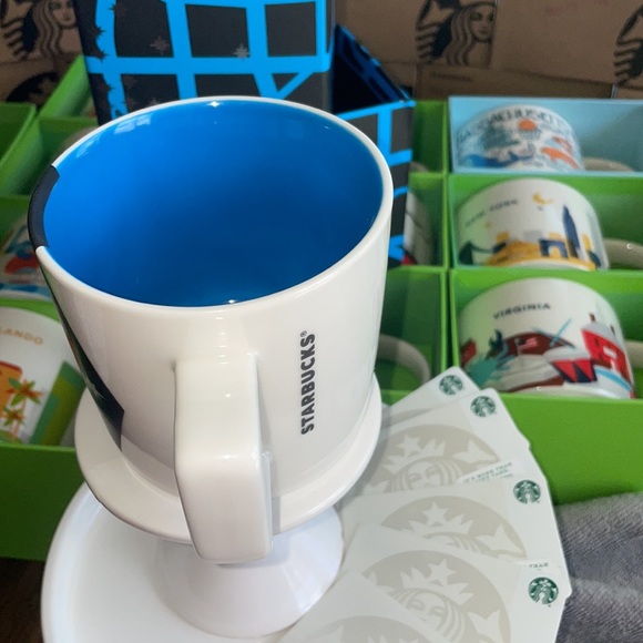 Las Vegas Starbucks mug - Picture 7 of 16